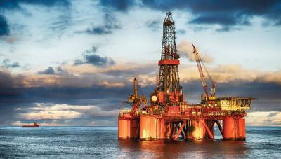 在上游
岸上和岸外钻机的合金材料验证。